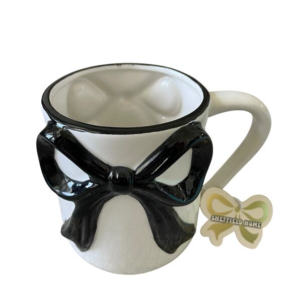 Sheffield Home Hand Painted Large Black Bow Embossed Mug Set of 2 White New - Picture 6 of 15